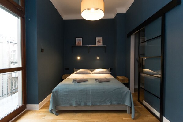 Departamento de diseñador | 3 habitaciones, decoración personalizada y wifi gratis 