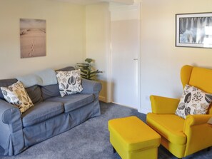 TV - Village View Apartment Two - UK42966 (Tynemouth)