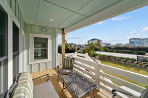Terrace/patio - Close to Beach-"The Salty Soul",Bring Your Flip Flops Beach Cottage, circa 2022  (Kill Devil Hills)