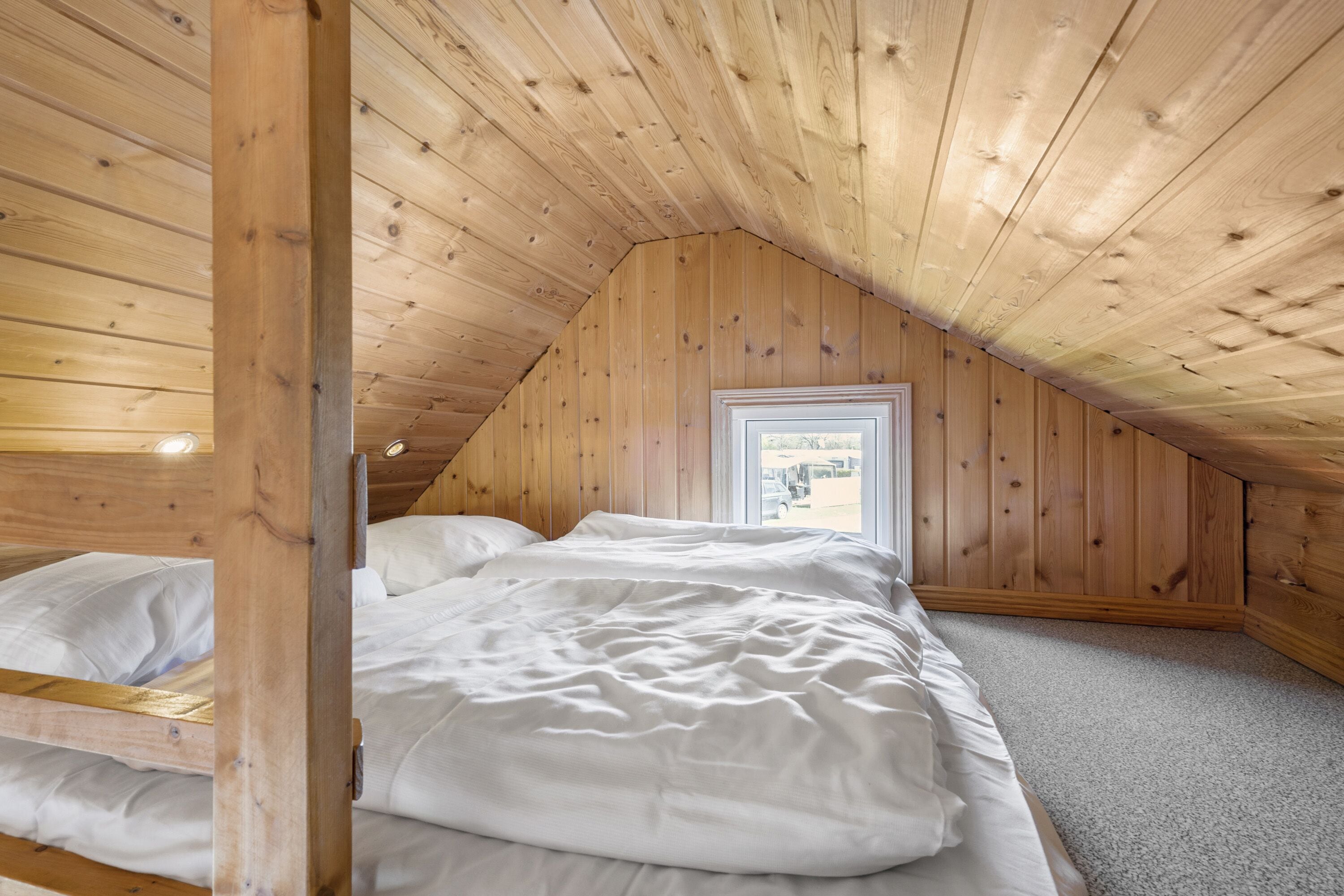 Comfort Cabin