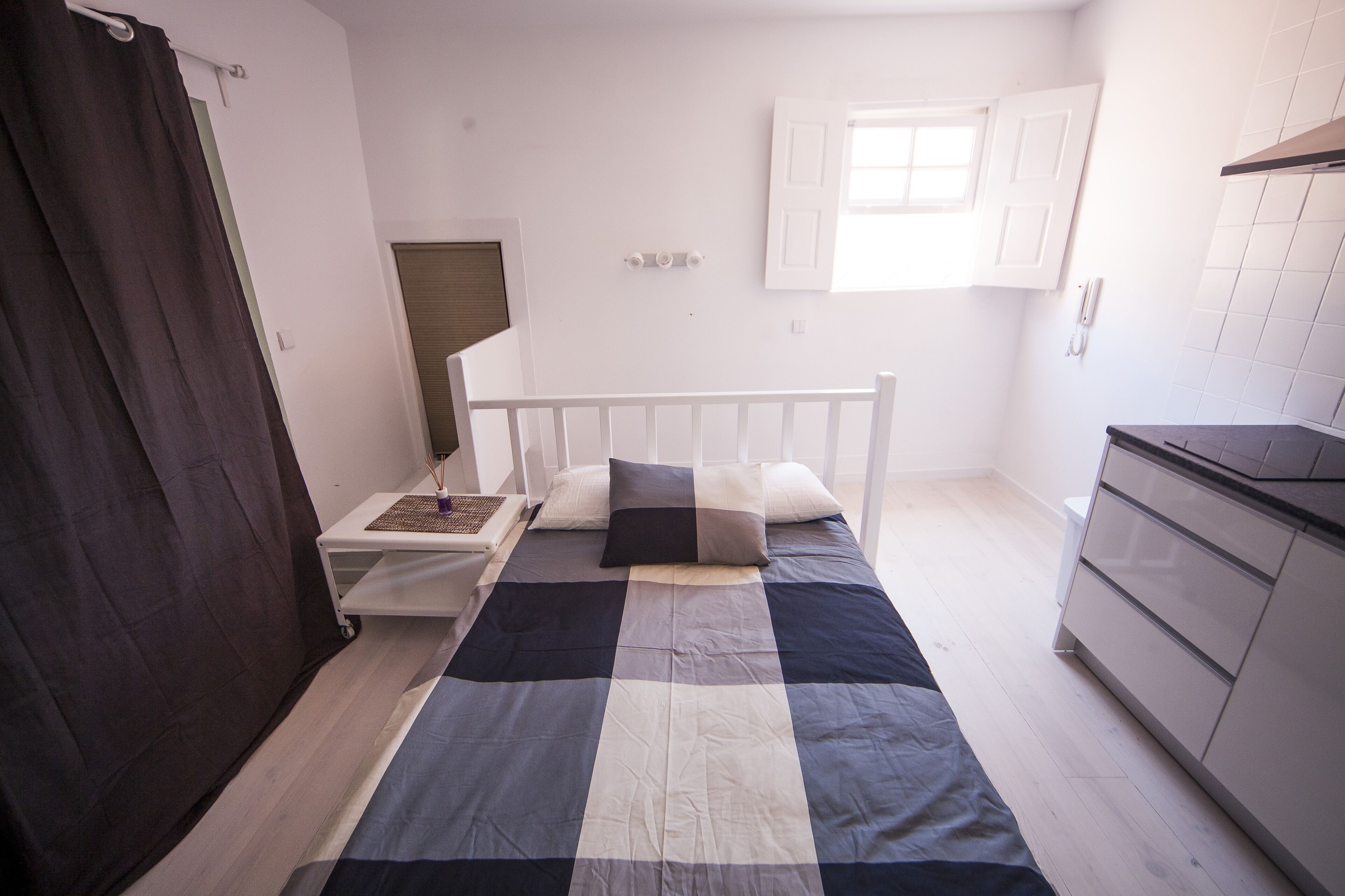 1 soverom, wi-fi (inkludert) og sengetøy