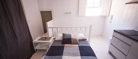 1 soverom, wi-fi (inkludert) og sengetøy