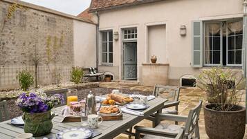 Restauration extérieure