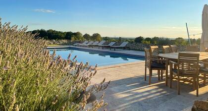 Grange La Chouette - Five Bedroom Villa, Sleeps 10