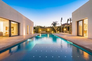 Pool - Villa Alfeo - Six Bedroom Villa, Sleeps 12 (Carrozziere)