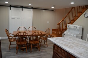Dining - Apple View- Quiet, handicap accessible country home! (Sodus)