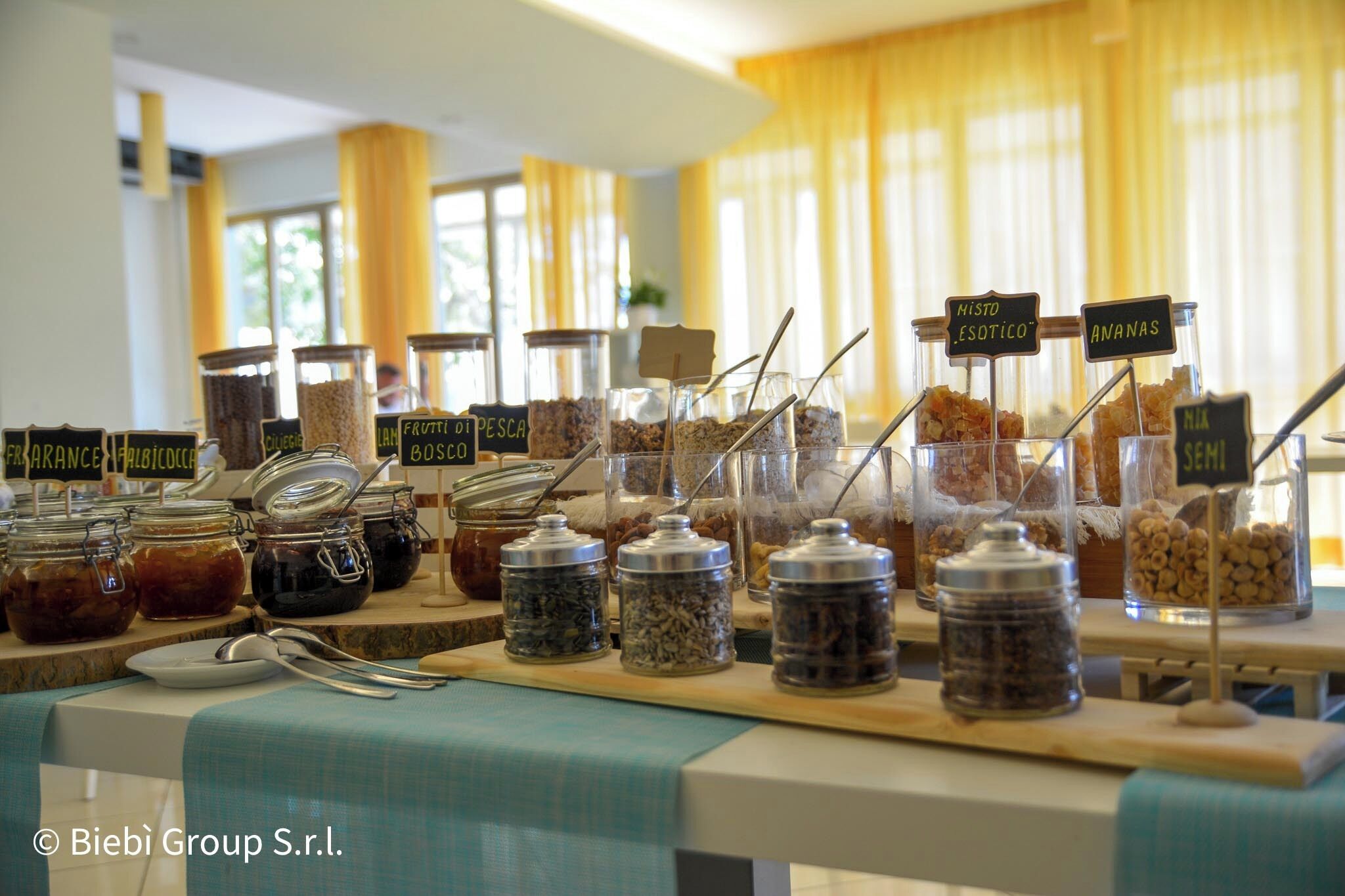 Tägliches inbegriffenes großes Frühstück