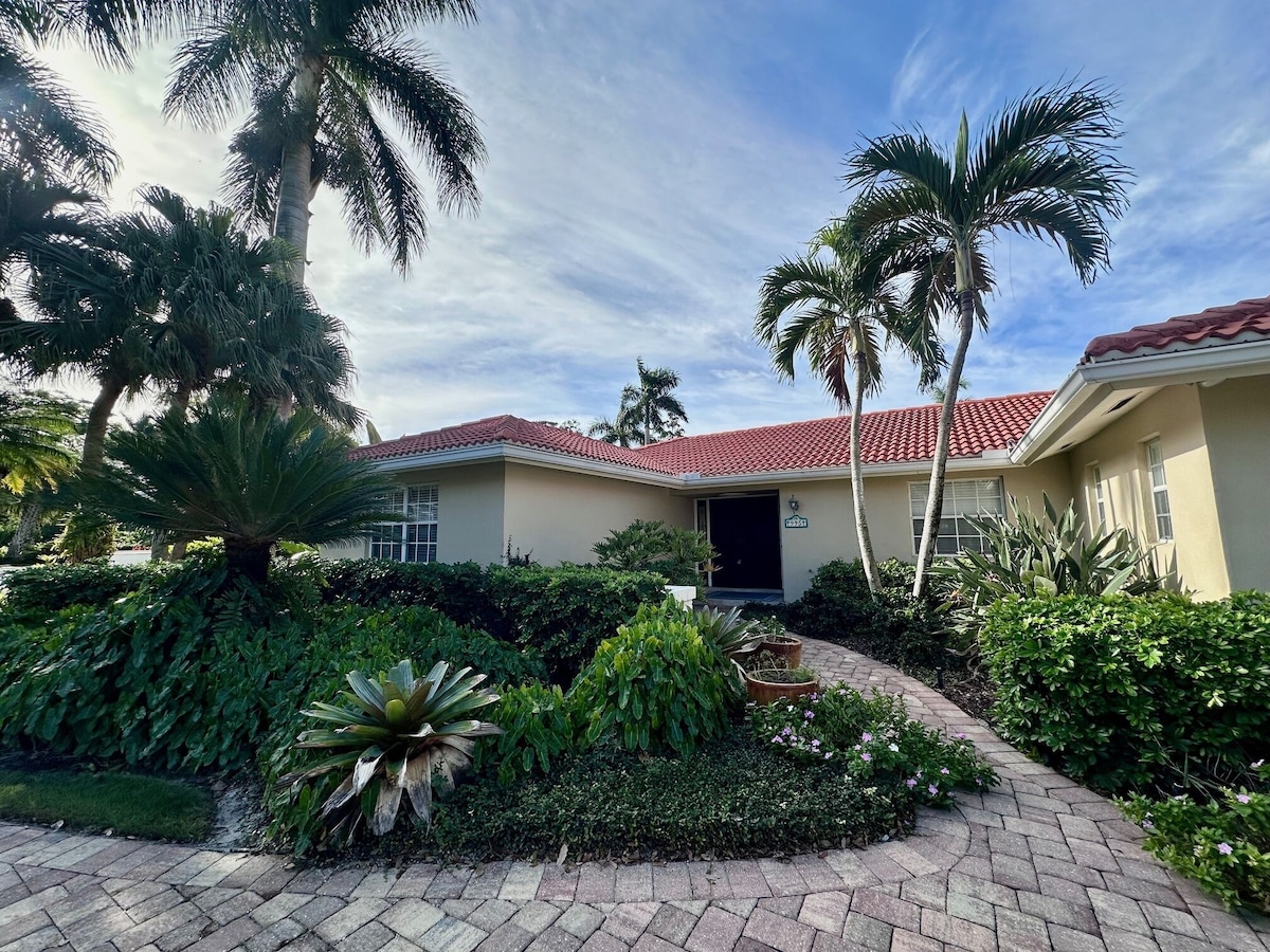 Photo 5 of Moorings golf course! Southern exposure home