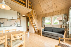豪華小屋 | 私人廚房 | 電冰箱、兒童餐椅、咖啡磨豆機、鍋具/餐盤/廚房用品