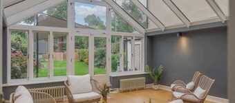 4 Bed Family Home In Windsor - By Tempstay