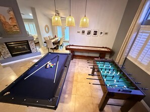 Spielezimmer