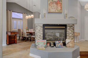 Interior - Mirage Pool House - Relaxation oasis. Swim & Play (Las Vegas)