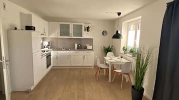 Kühlschrank, Ofen, Geschirrspüler