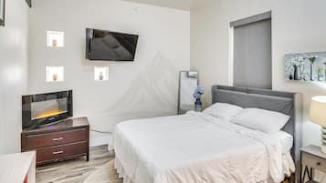 1 bedroom, iron/ironing board, free WiFi, bed sheets