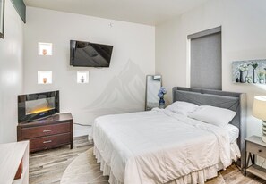 1 bedroom, iron/ironing board, free WiFi, bed sheets