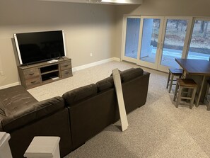 Living area - Newly Listed 3 Bedroom River Front Townhouse Unit 3 (Caseville)