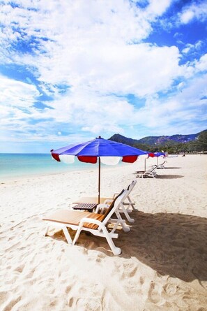 Beach - Fair House Beach Resort & Hotel (Koh Samui)