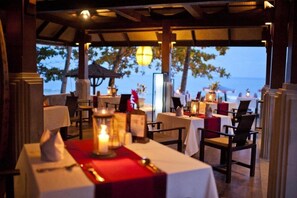 Dining - Fair House Beach Resort & Hotel (Koh Samui)