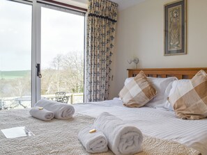 4 camere, Wi-Fi gratuito, lenzuola