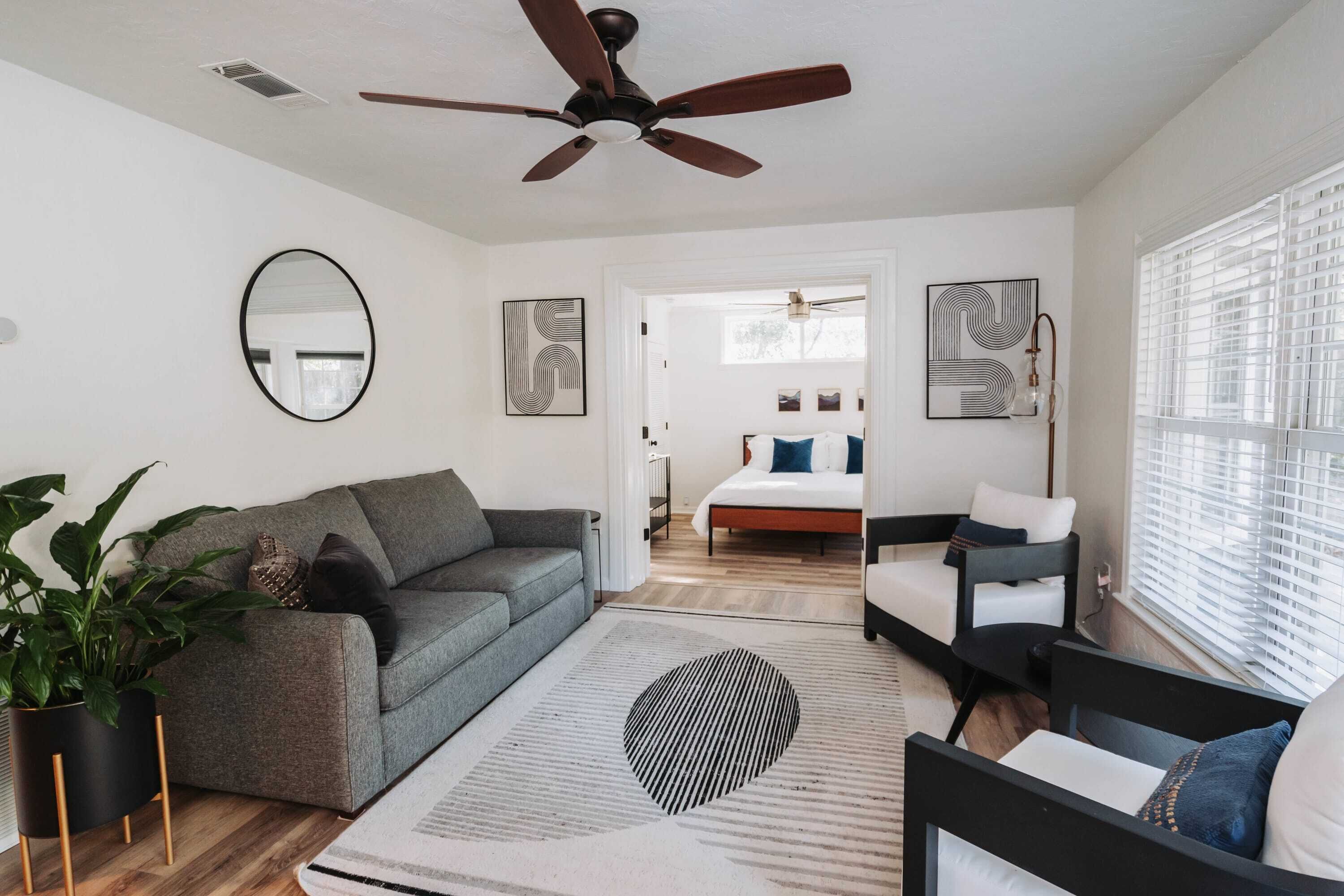 4 quartos, ferros/tábuas de passar roupa, Wi-Fi, roupa de cama