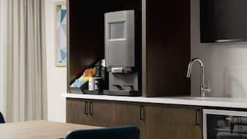 Full-size fridge, microwave, stovetop, dishwasher
