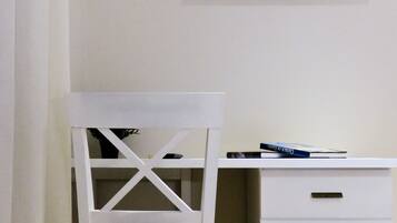 Decoració individual, mobiliari individual i escriptori