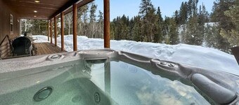 Big Buck Lodge in West McCall