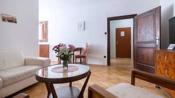 Smart TV, Netflix, streaming services