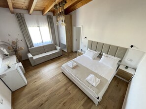 14 Schlafzimmer, Schreibtisch, kostenloses WLAN, Bettwäsche