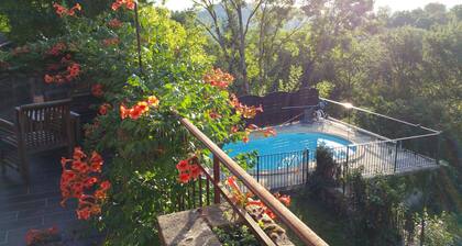 Sleeps 8, swimming pool, view, classified 4*