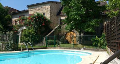 Sleeps 8, swimming pool, view, classified 4*