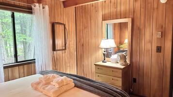 3 chambres, bureau, fer et planche Ă repasser, Wi-Fi gratuit