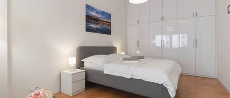 1 chambre, fer et planche à repasser, Wi-Fi gratuit, draps fournis