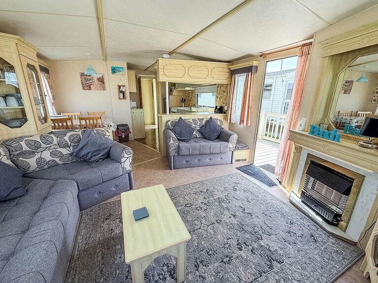 Superb Caravan With Decking Close To Hunstanton Beach In Norfolk Ref 23060s - Norfolk