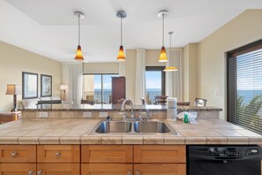 Interior - Sterling Breeze 1205 - Gulf Front Condo (Panama City Beach)