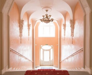 Interior - Design Studio Anděl, WalkScore 99% | 370+ Reviews (Prague 5)