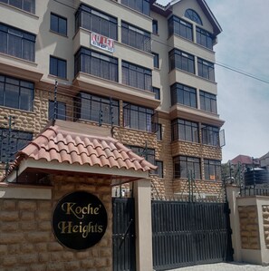 Exterior - Nakuru 2 Bedroom Master Ensuite Executive Apartment-Alizeti Homes (Nakuru)
