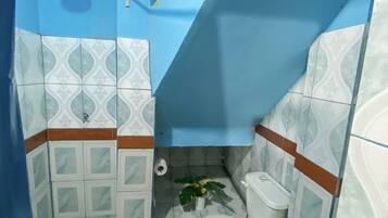 Toallas, jabón, shampoo