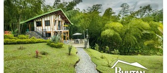 Family suite for 4 with private kitchen, bathroom, Balcony and living area