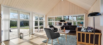 Bella casa a Hemmet con cucina