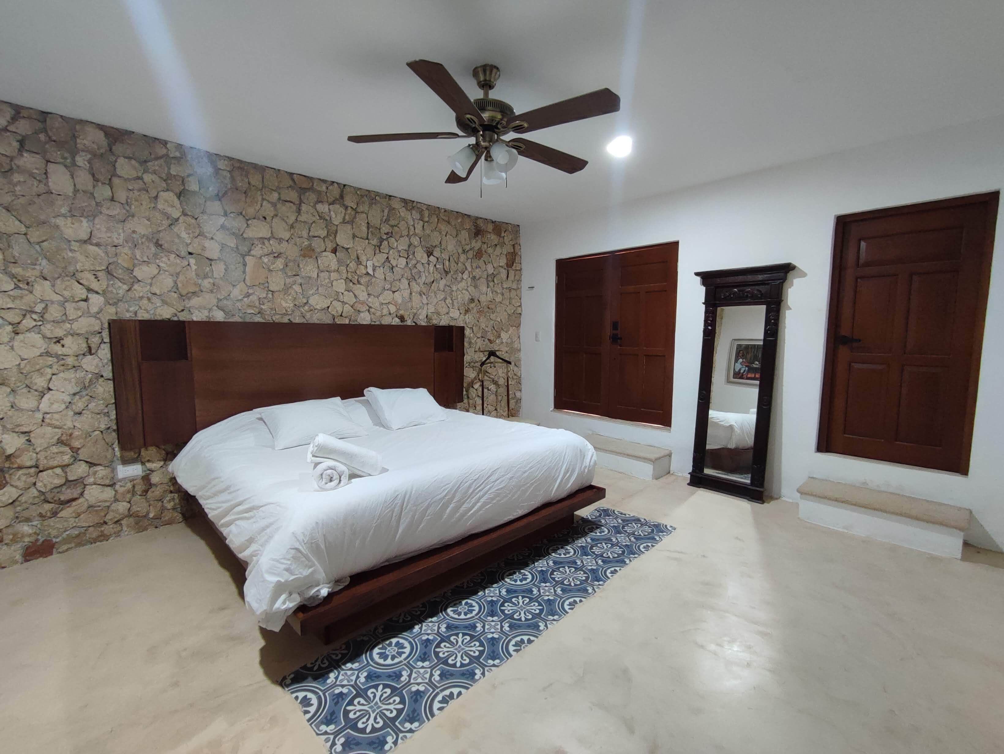 Wifi gratis y ropa de cama 