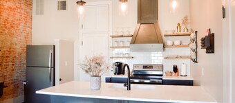 Modern, Historic Downtown Loft