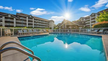 Piscine intérieure, piscine chauffée