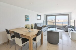 Interior - Lumineux & Vue exceptionnelle. Parking (Les Sables-d'Olonne)