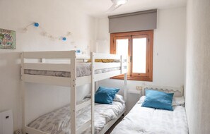 3 dormitorios, wifi gratis, ropa de cama