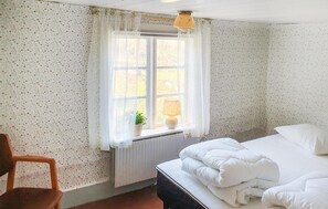 3 bedrooms, travel cot, free WiFi