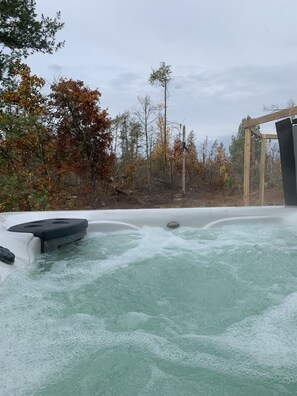 Bain à remous extérieur