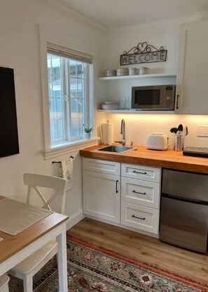 Private kitchen - Meadow View Studio (Walnut Creek)