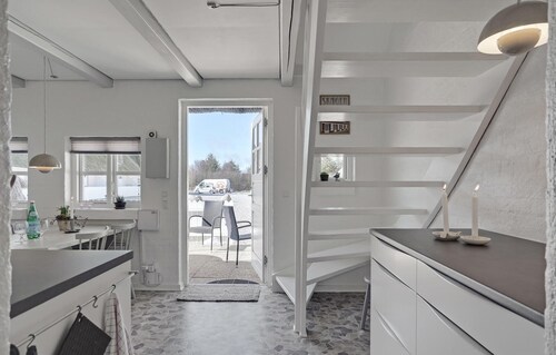 Stunning home in ålbæk with WiFi