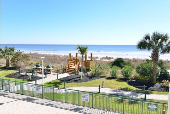 Property grounds - Relax at a resort next to the beach! Enjoy your stay at Maritime Beach Club. (North Myrtle Beach)